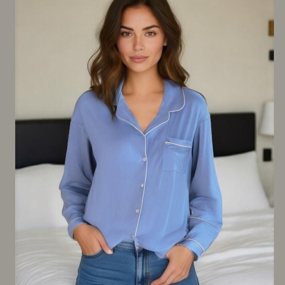 Flora Women's Size Large Blue Button-Down Pajama Top with White Piping NWT